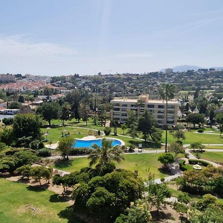 Modern Apartment With Stunning Views Marbella Buitenkant foto